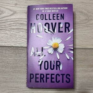 Colleen Hoover - free w/ bundle 2+